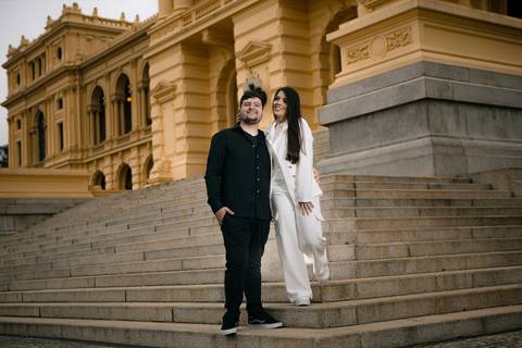 As melhores ideias e inspirações criativas de fotos para ensaio pré wedding no Museu do Ipiranga - Parque da Independência'