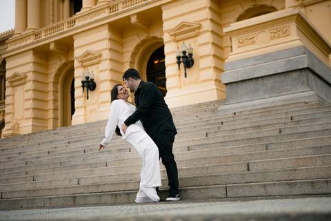 As melhores ideias e inspirações criativas de fotos para ensaio pré wedding no Museu do Ipiranga - Parque da Independência'