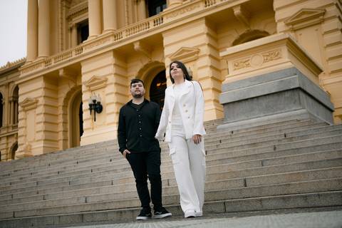 As melhores ideias e inspirações criativas de fotos para ensaio pré wedding no Museu do Ipiranga - Parque da Independência'