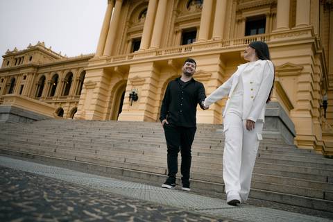 As melhores ideias e inspirações criativas de fotos para ensaio pré wedding no Museu do Ipiranga - Parque da Independência'