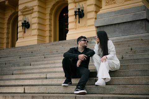 As melhores ideias e inspirações criativas de fotos para ensaio pré wedding no Museu do Ipiranga - Parque da Independência'