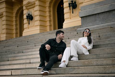 As melhores ideias e inspirações criativas de fotos para ensaio pré wedding no Museu do Ipiranga - Parque da Independência'