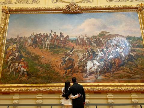 As melhores ideias e inspirações criativas de fotos para ensaio pré wedding no Museu do Ipiranga - Parque da Independência'