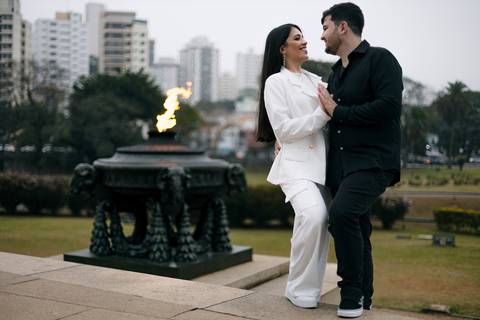 As melhores ideias e inspirações criativas de fotos para ensaio pré wedding no Museu do Ipiranga - Parque da Independência'