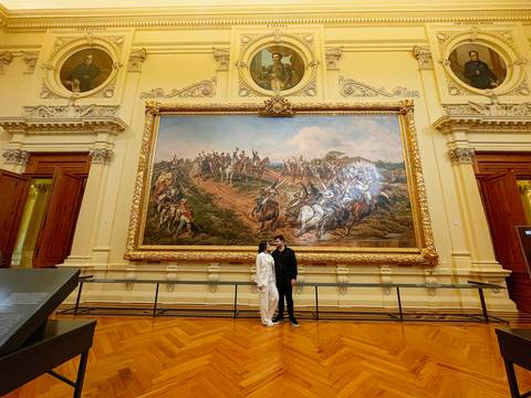 As melhores ideias e inspirações criativas de fotos para ensaio pré wedding no Museu do Ipiranga - Parque da Independência'