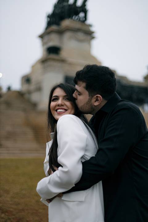 As melhores ideias e inspirações criativas de fotos para ensaio pré wedding no Museu do Ipiranga - Parque da Independência'