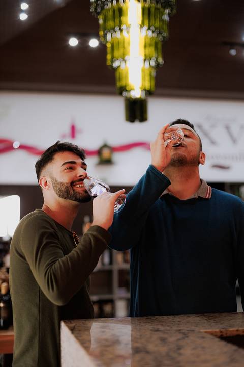 As melhores ideias e inspirações criativas de fotos para ensaio pré wedding na Vinícola XV de Novembro em São Roque '