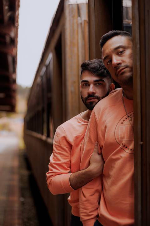 As melhores ideias e inspirações criativas de fotos para ensaio pré wedding na Maria Fumaça em São Roque '