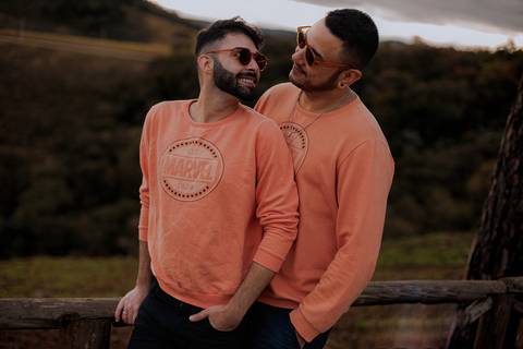 As melhores ideias e inspirações criativas de fotos para ensaio pré wedding no Mirante do Saboó em São Roque '