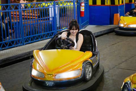 As melhores ideias e inspirações de fotos criativas de debutante no Yupie Park - Parque de Diversões'