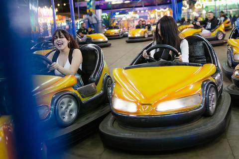 As melhores ideias e inspirações de fotos criativas de debutante no Yupie Park - Parque de Diversões'