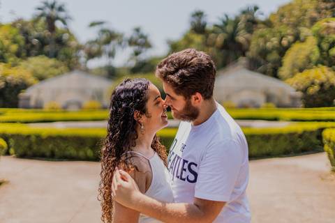As melhores ideias e inspirações criativas de fotos para ensaio pré wedding romântico no parque Jardim Botânico  '