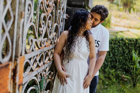 As melhores ideias e inspirações criativas de fotos para ensaio pré wedding romântico no parque Jardim Botânico  '