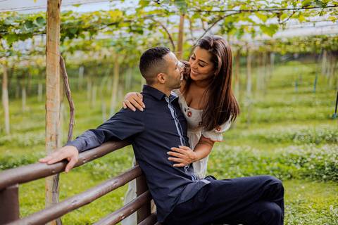 As melhores ideias e inspirações de fotos criativas para ensaio pré wedding na Vila Don Patto em São Roque'