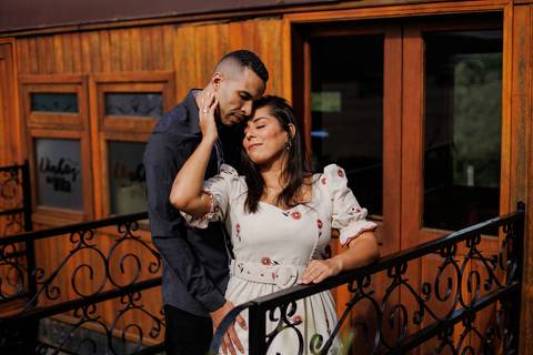 As melhores ideias e inspirações de fotos criativas para ensaio pré wedding na Vila Don Patto em São Roque'
