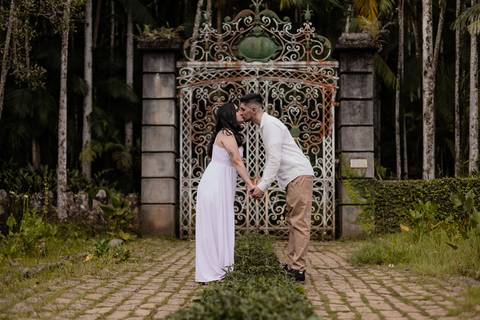 As melhores ideias e inspirações de fotos criativas para ensaio pré wedding no parque Jardim Botânico'