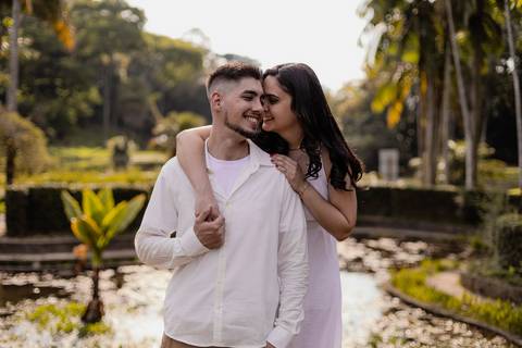 As melhores ideias e inspirações de fotos criativas para ensaio pré wedding no parque Jardim Botânico'