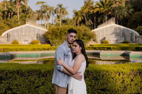 As melhores ideias e inspirações de fotos criativas para ensaio pré wedding no parque Jardim Botânico'