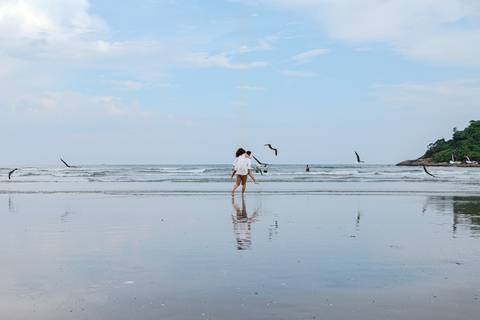 As melhores ideias e inspirações de fotos criativas para ensaio pré wedding com a família na Praia'
