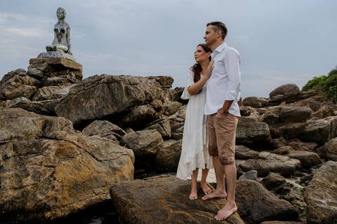 As melhores ideias e inspirações de fotos criativas para ensaio pré wedding na Praia'