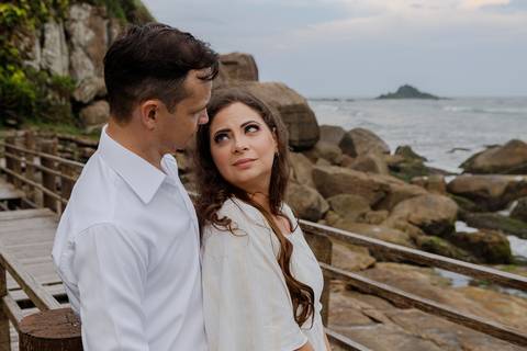 As melhores ideias e inspirações de fotos criativas para ensaio pré wedding na Praia'