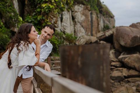 As melhores ideias e inspirações de fotos criativas para ensaio pré wedding na Praia'