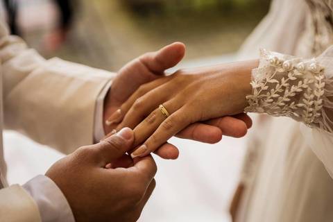 As melhores ideias e inspirações de fotos criativas da cerimônia no Sítio Della Torre em Mairiporã'
