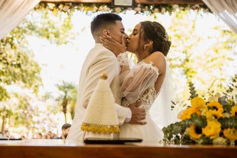 As melhores ideias e inspirações de fotos criativas da cerimônia no Sítio Della Torre em Mairiporã'