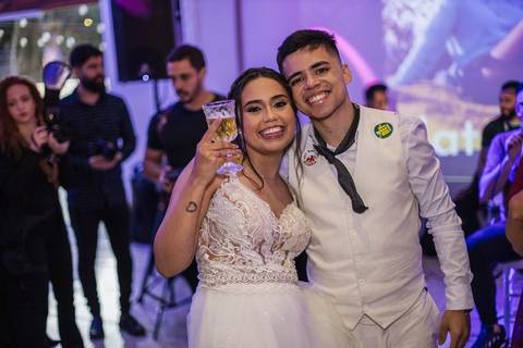 As melhores ideias e inspirações de fotos criativas do casal dançando no Sítio Della Torre em Mairiporã'