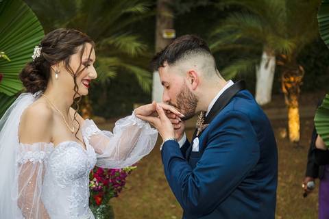 As melhores ideias e inspirações criativas de fotos da cerimônia do espaço Verde Nobre Eventos'