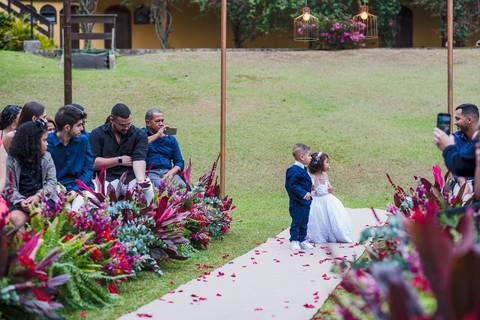 As melhores ideias e inspirações criativas de fotos da cerimônia do espaço Verde Nobre Eventos'