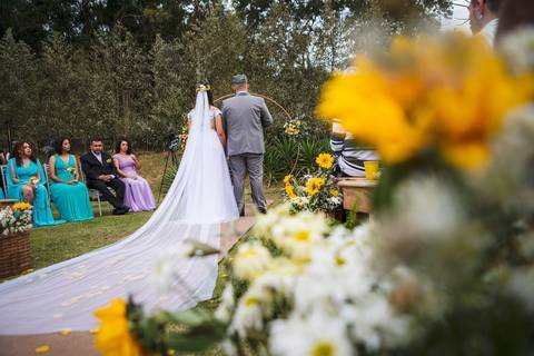 As melhores ideias e inspirações criativas de fotos da cerimônia no sítio'