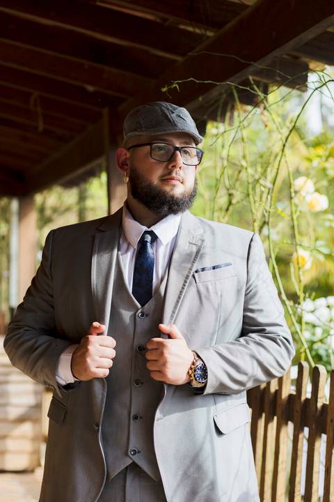 As melhores ideias e inspirações criativas de fotos do making of do noivo'