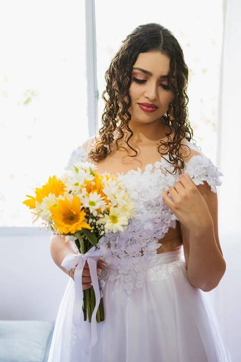 As melhores ideias e inspirações criativas de fotos do making of da noiva no seu apartamento'