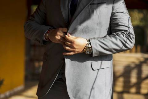 As melhores ideias e inspirações criativas de fotos do making of do noivo'