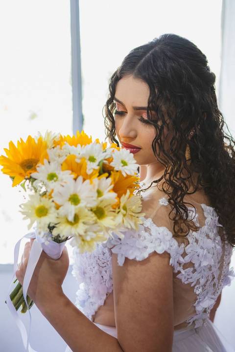 As melhores ideias e inspirações criativas de fotos do making of da noiva no seu apartamento'