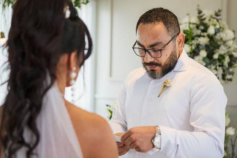 As melhores ideias e inspirações criativas de fotos de casamento na cerimônia no condomínio'