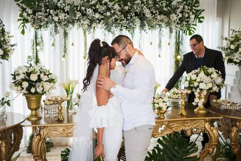 As melhores ideias e inspirações criativas de fotos de casamento na cerimônia no condomínio'