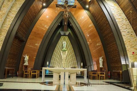 As melhores ideias e inspirações criativas de fotos de casamento na Igreja Paróquia Nossa Senhora de Lourdes '