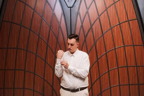 As melhores ideias e inspirações criativas de fotos de casamento do simulado do making of do noivo na Igreja Paróquia Nossa Senhora de Lourdes '