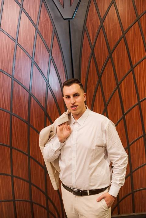 As melhores ideias e inspirações criativas de fotos de casamento do simulado do making of do noivo na Igreja Paróquia Nossa Senhora de Lourdes '