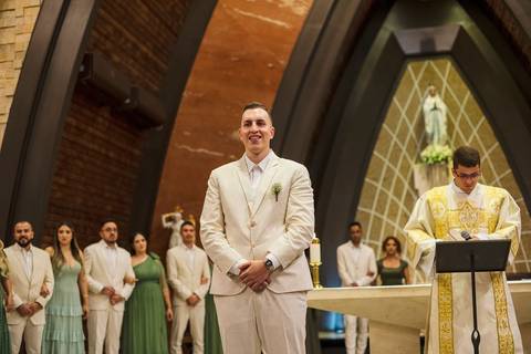As melhores ideias e inspirações criativas de fotos de casamento na Igreja Paróquia Nossa Senhora de Lourdes '