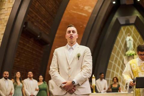 As melhores ideias e inspirações criativas de fotos de casamento na Igreja Paróquia Nossa Senhora de Lourdes '