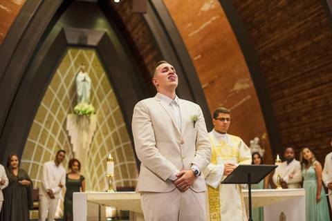 As melhores ideias e inspirações criativas de fotos de casamento na Igreja Paróquia Nossa Senhora de Lourdes '