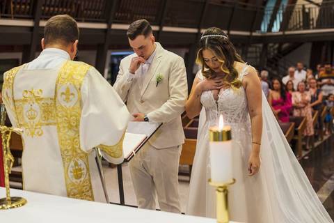 As melhores ideias e inspirações criativas de fotos de casamento na Igreja Paróquia Nossa Senhora de Lourdes '