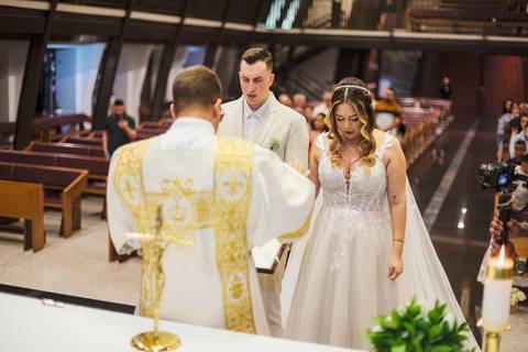 As melhores ideias e inspirações criativas de fotos de casamento na Igreja Paróquia Nossa Senhora de Lourdes '