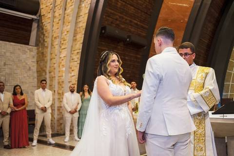 As melhores ideias e inspirações criativas de fotos de casamento na Igreja Paróquia Nossa Senhora de Lourdes '