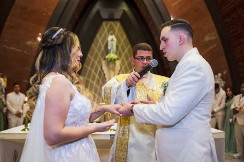 As melhores ideias e inspirações criativas de fotos de casamento na Igreja Paróquia Nossa Senhora de Lourdes '