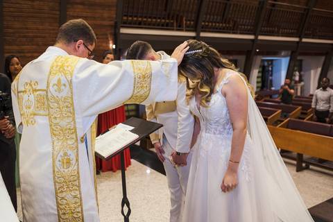 As melhores ideias e inspirações criativas de fotos de casamento na Igreja Paróquia Nossa Senhora de Lourdes '