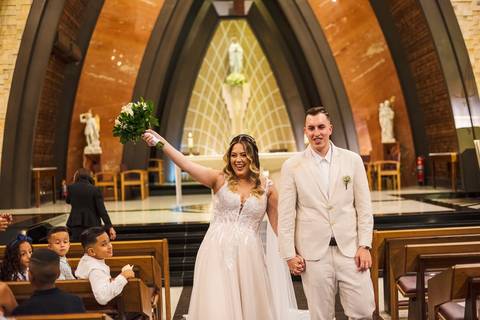As melhores ideias e inspirações criativas de fotos de casamento na Igreja Paróquia Nossa Senhora de Lourdes '